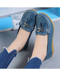Load image into Gallery viewer, 2022 Women&#39;s Breathable Moccasins Shoes
