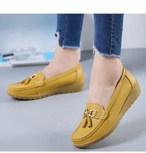 Load image into Gallery viewer, 2022 Women&#39;s Breathable Moccasins Shoes
